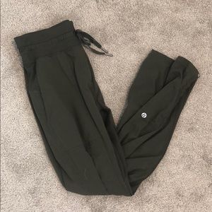 Green Lululemon Dance Studio Crop